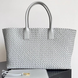 보테가 베네타 인트레치아토 나파 까바 51